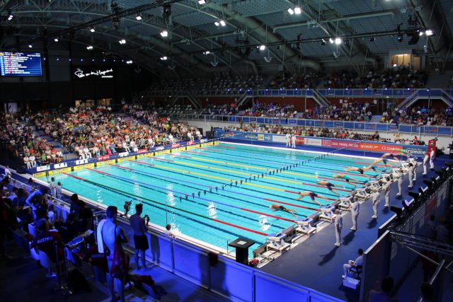 Swimming World Cup